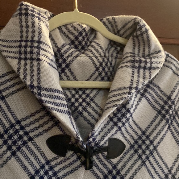 Wrap - Picture 3 of 7